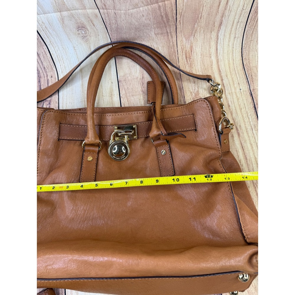 Michael Kors Hamilton Tan Leather Tote Bag and Matching Wallet Set Gold Hardware - Picture 6 of 16